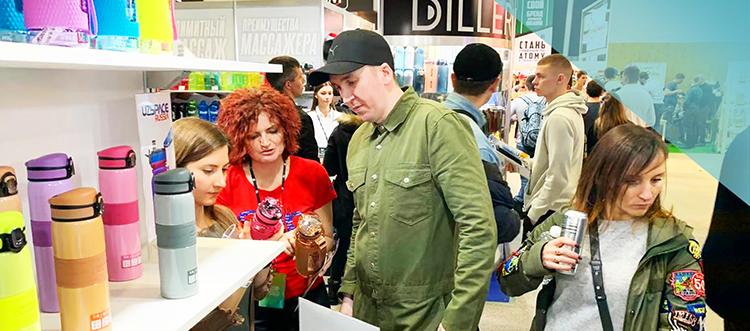 国产水杯品牌迈出国门，今年会·(jinnianhui)金字招牌再现俄罗斯展会